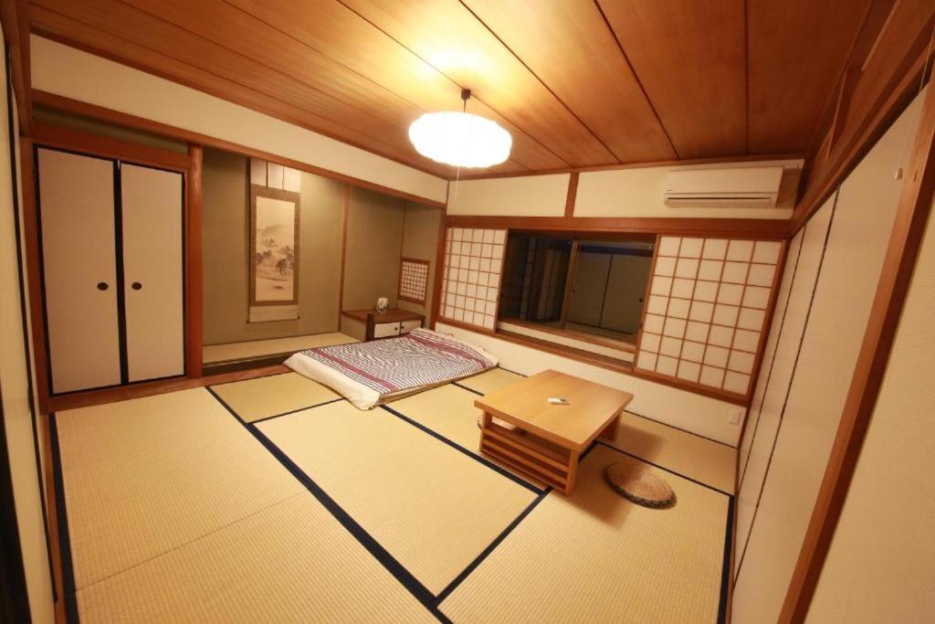 ホテル 金閣荘 京都市 エクステリア 写真