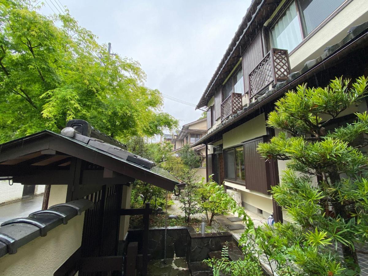 ホテル 金閣荘 京都市 エクステリア 写真